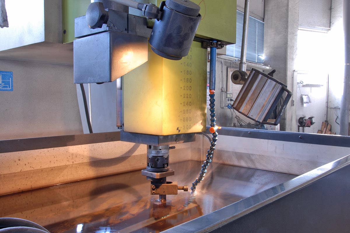 Electroerosión de moldes de fundición de aluminio 